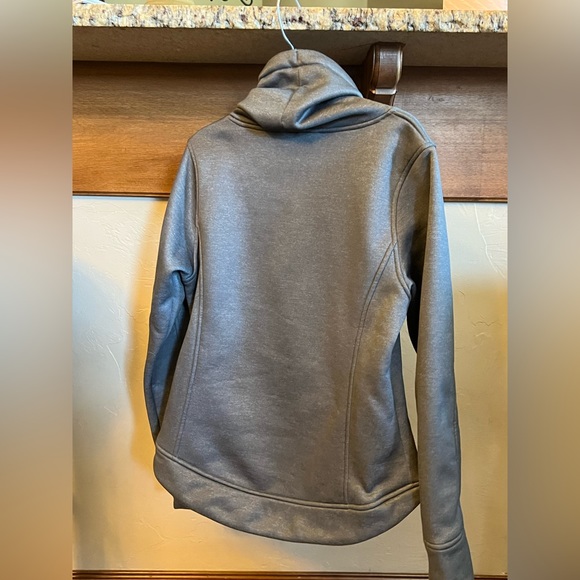 The North Face pullover - Picture 4 of 6